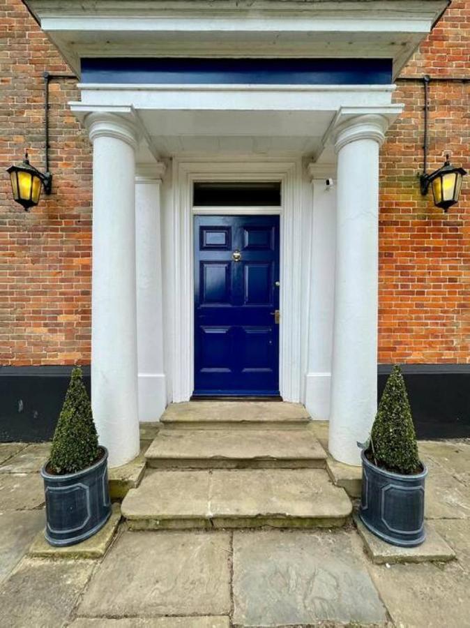 Lydney House Swaffham Sleeps 22 Villa Exterior photo