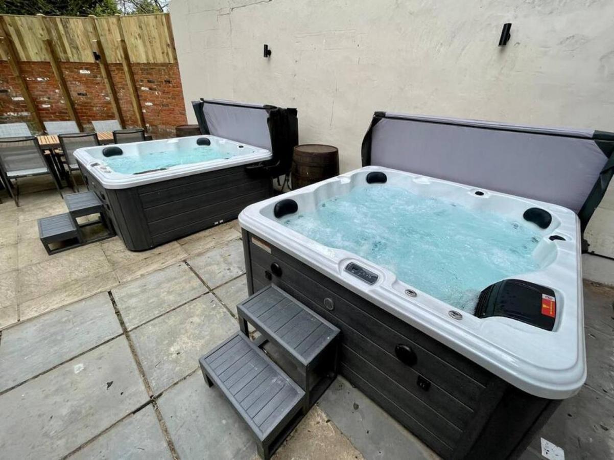 Lydney House Swaffham Sleeps 22 Villa Exterior photo
